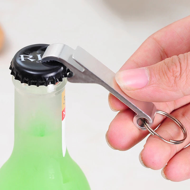 Portable Beer Bottle Opener Keychain Mini Pocket Metal Beverage Bottle Opener Custom Logo Promotional Gift Personalized Giveaway