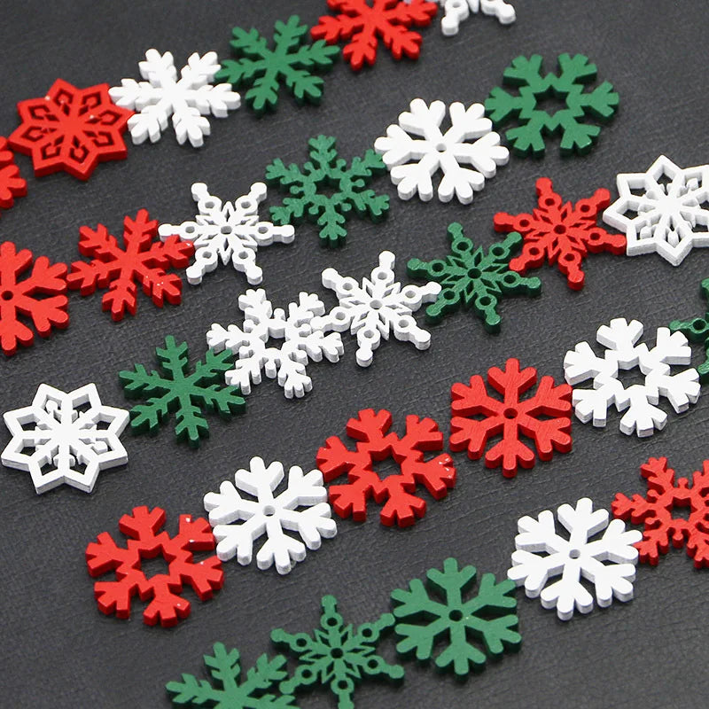 (50 Pieces/pack) 23mm Christmas Snowflake Wood Chips Colorful Diverse New Year's Holiday Party Window Decoration Props Toys DIY