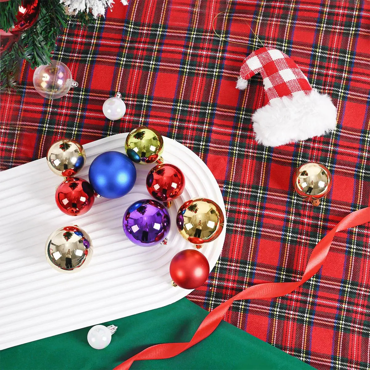 24pcs 3cm Christmas Balls Christmas Tree Ornaments Ball Xmas Hanging Tree Pendants Home Party Christmas Tree Decor New Year Gift