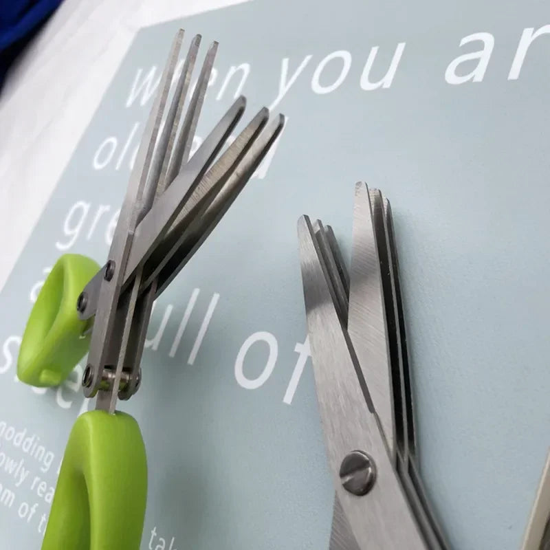 Forbici da cucina multifunzionali in acciaio inossidabile a 3/5 strati, tagliapasta per peperoni, scalogno tritato, strumento di cottura con taglio a cono