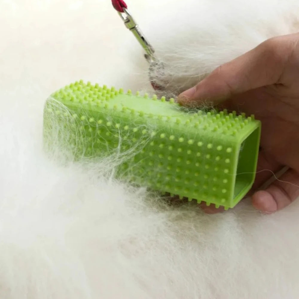 Silicone Hollow Rubber Dog Hair Brush Remover Cars Furniture Carpet Clothes Cleaner Brush for Dogs Pet Supplies Dog Hair Remover