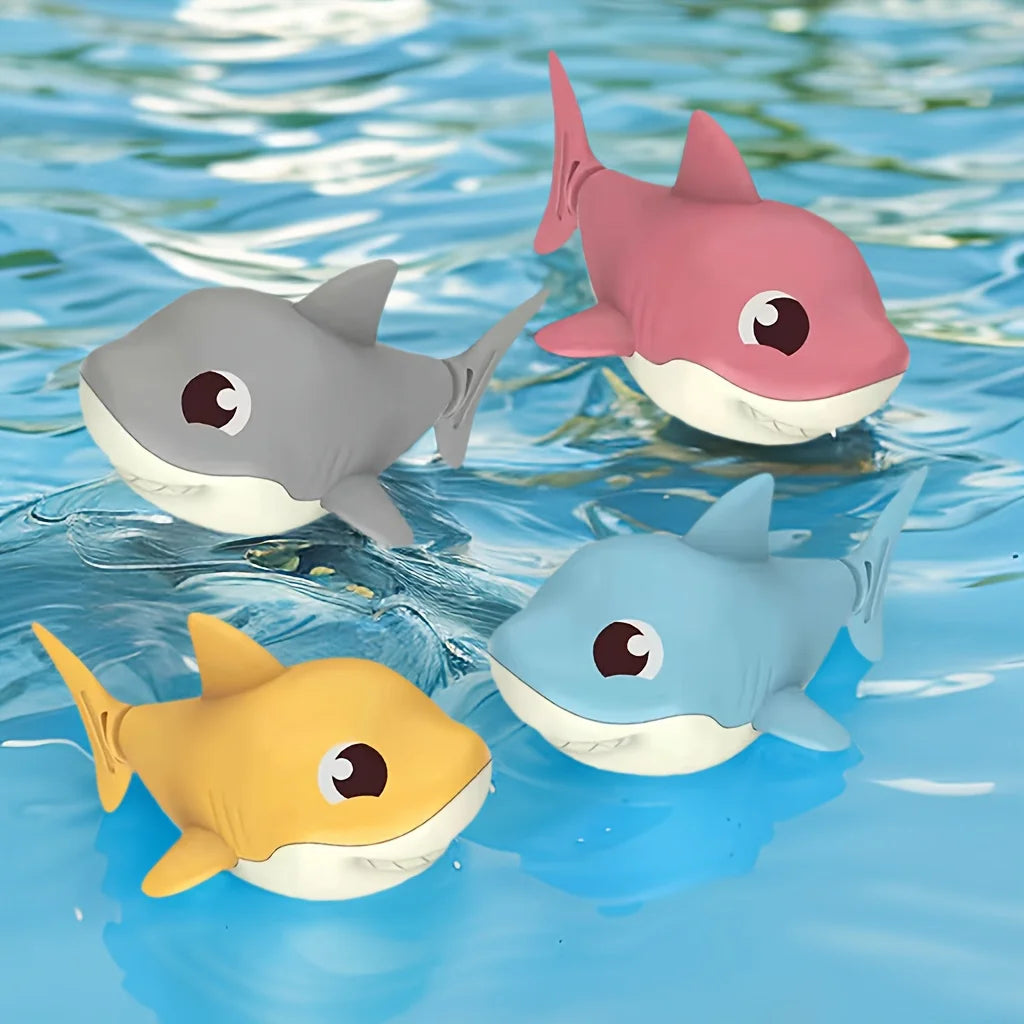 1pc Summer hot new cartoon shark baby water play toy with wind up chain, outdoor beach toy, shower toy, bath toy