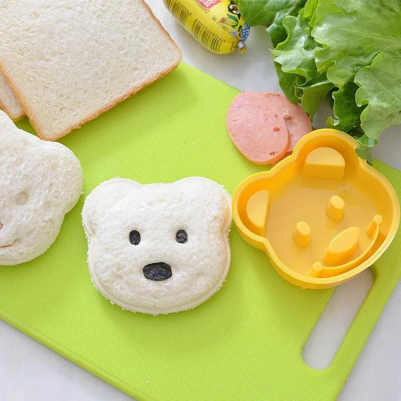 2pcs Sandwich Mould Bear Cat Rabbit Car Shaped Bread Mold Cake Biscuit Embossing Device Crust Cookie Cutter Baking Pastry Tools