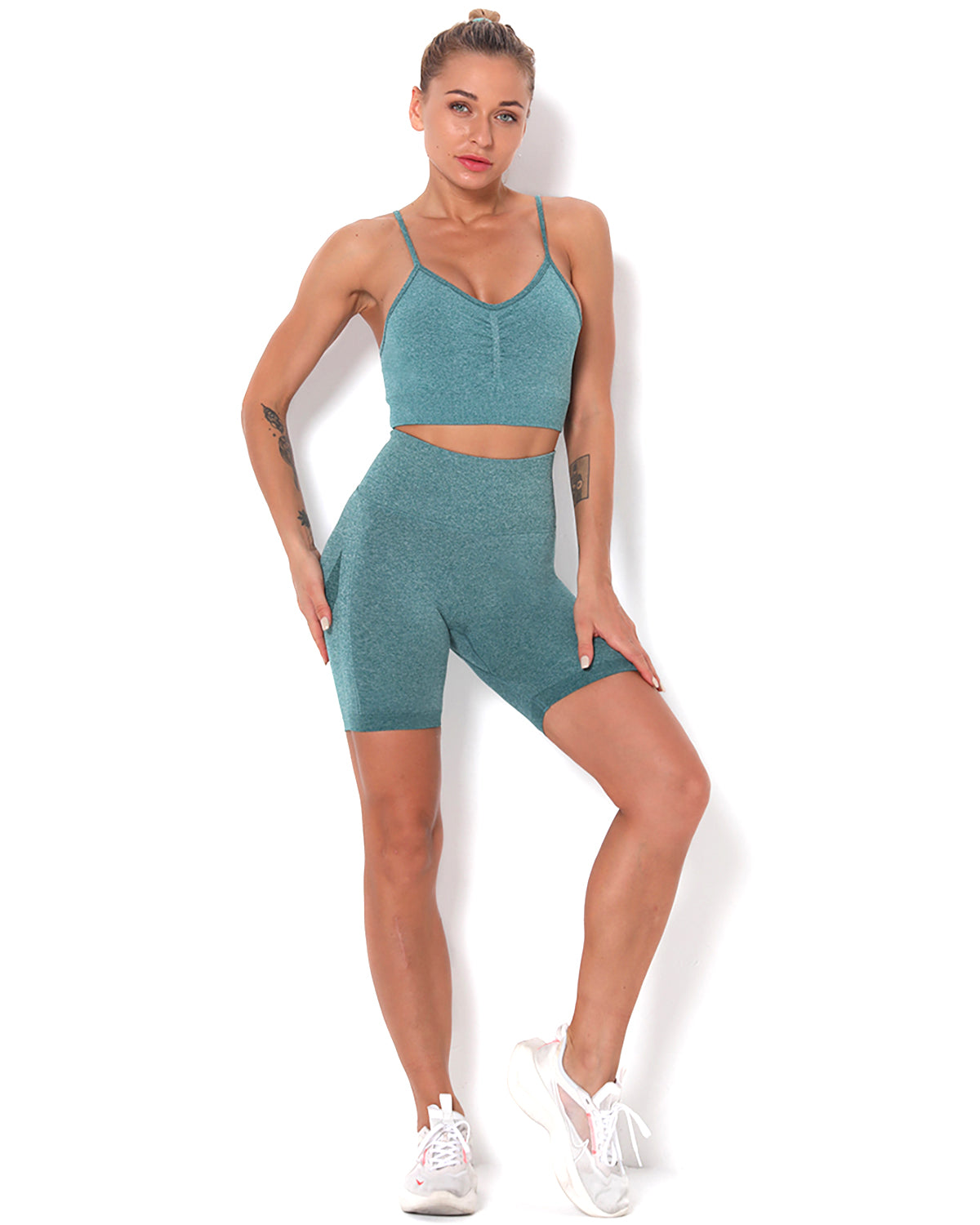 Amplify Scrunch Seamless Shorts